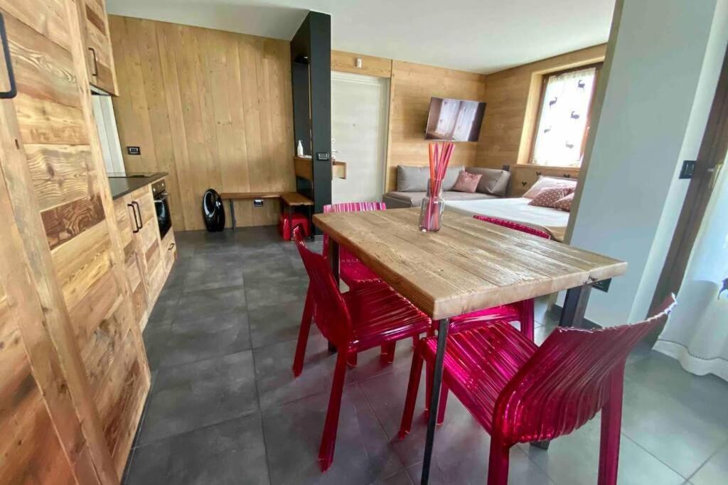 La Petite Maison D'Erika Аоста Екстериор снимка
