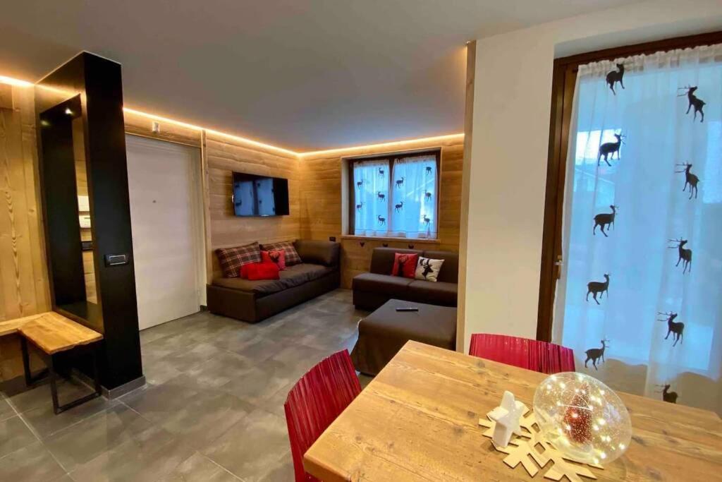 La Petite Maison D'Erika Аоста Екстериор снимка